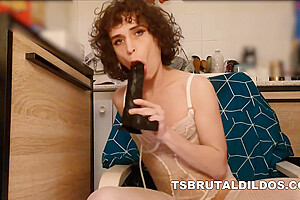 Parisian Transgender Hung Hard Takes A Huge Black Brutal Dildo Deep In Her Asshole To Cumshot...